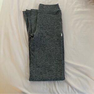 Vuori granite flare legging